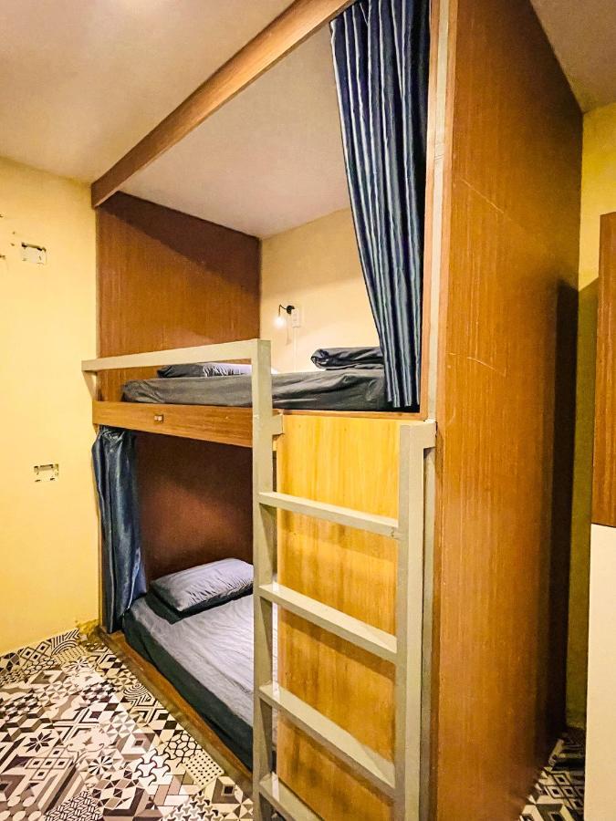 Vy Da Backpacker Hostel Хошимин Экстерьер фото