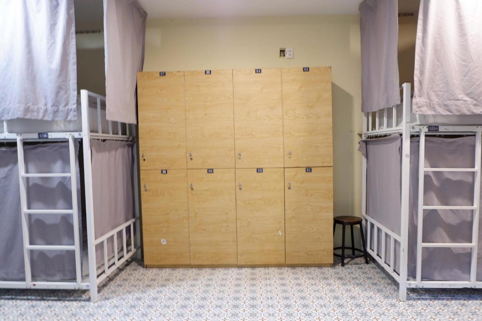 Vy Da Backpacker Hostel Хошимин Экстерьер фото