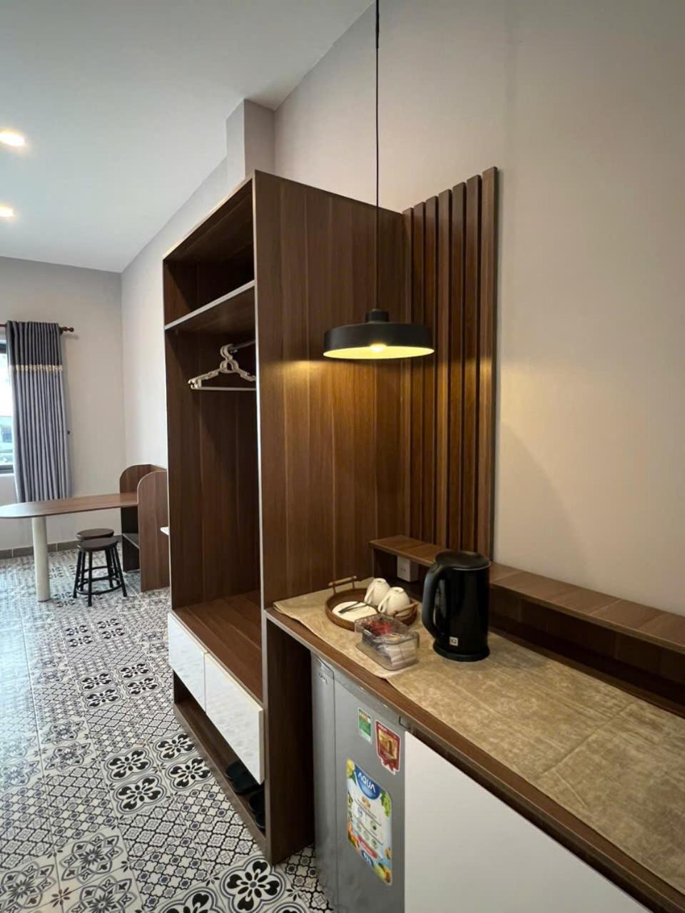 Vy Da Backpacker Hostel Хошимин Экстерьер фото